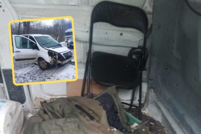 Scudo uderzyło w drzewo. Na pace 18-latek na składanym krześle