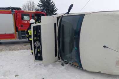 Spowodował VW LT kolizję. Był pijany i nie miał prawa jazdy