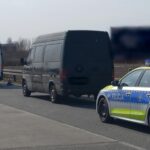 Niesprawny furgon ściągnięty z S8 a kierowca "zapunktował"