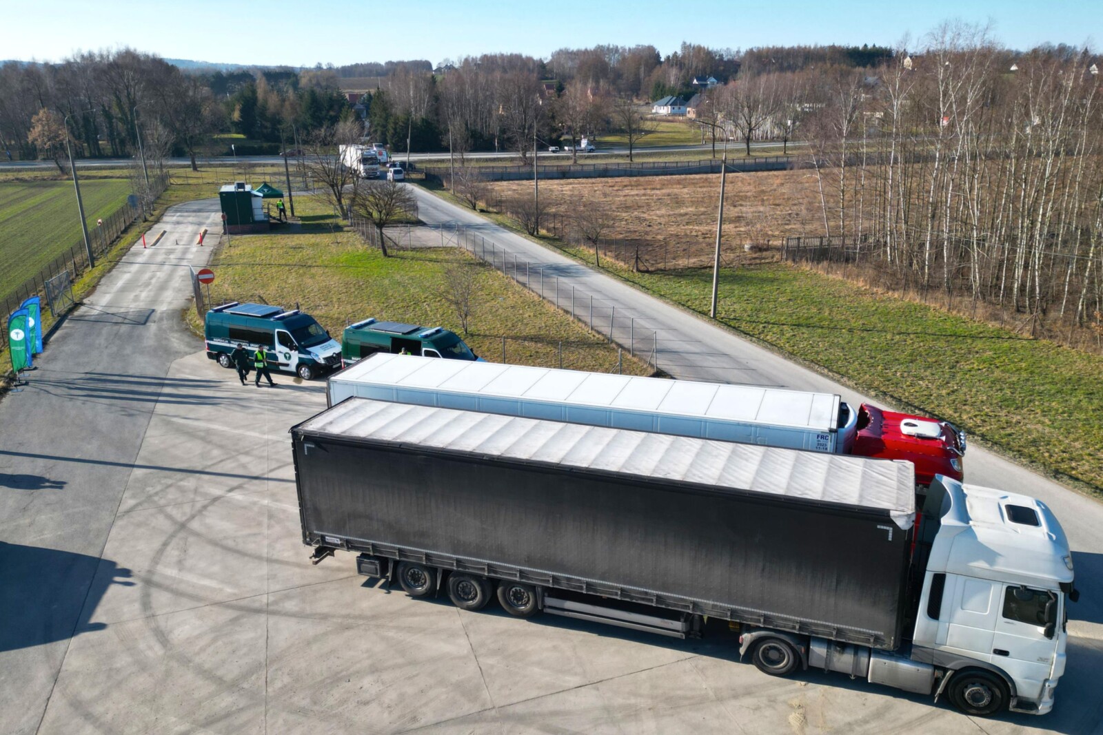 Zdalne kontrole tachografów G2V2 na DK 94 w Woli Dębińskiej