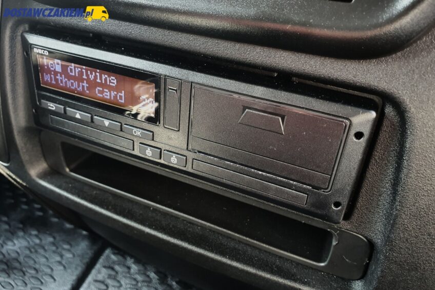 Zdalne kontrole tachografów G2V2 na DK 94 w Woli Dębińskiej