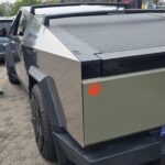 Kierowca Cybertrucka stracił prawo jazdy. A za recydywę 4000 zł