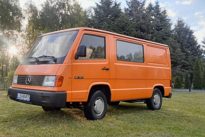 Mercedes-Benz MB80 z 1994 roku z przebiegiem 125 335 km