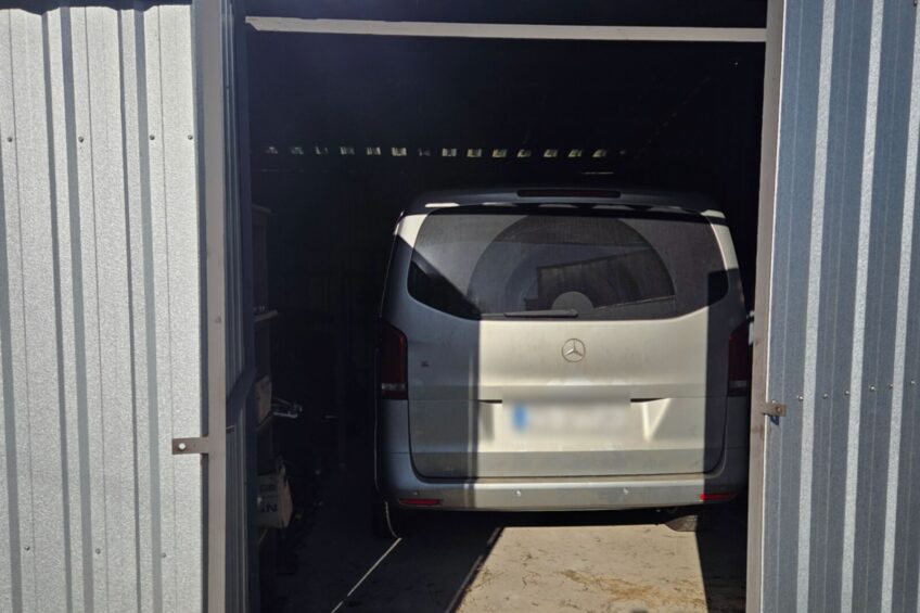 „Skradzione” Vito stało w garażu – chodziło o autocasco