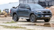 Test: Toyota Hilux 2.8 D-4D MHEV – bez wodotrysków