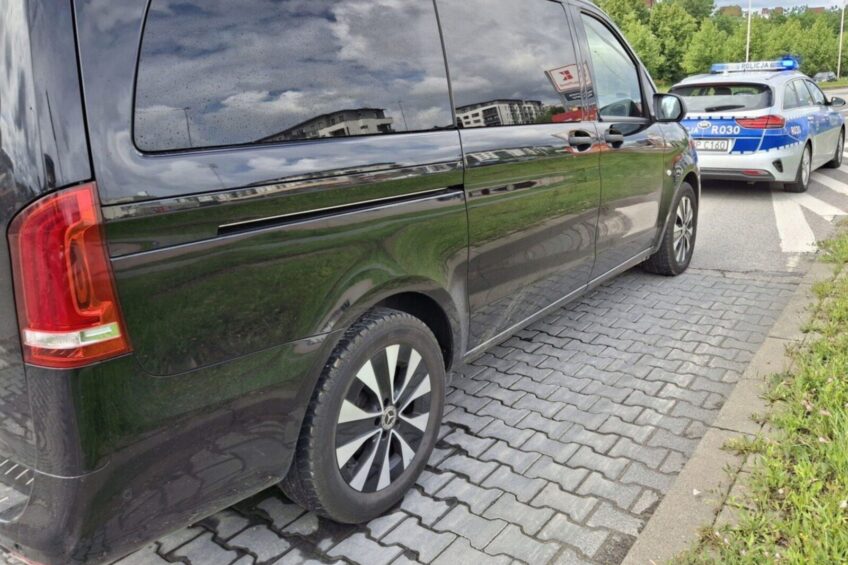 W Częstochowie pijany kierowca karawanu przewoził zwłoki