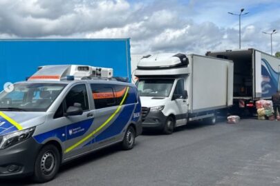 Aż się opony na „bliźniakach” przytuliły – Sprinter ważył ponad 10 ton